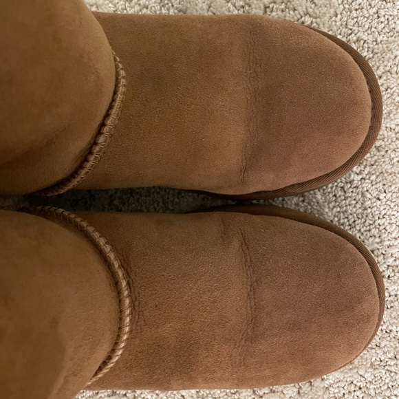 UGG Bailey Button Boots - Picture 8 of 9